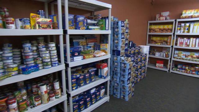 Hunger Is A Growing Problem On College Campuses Cbs News