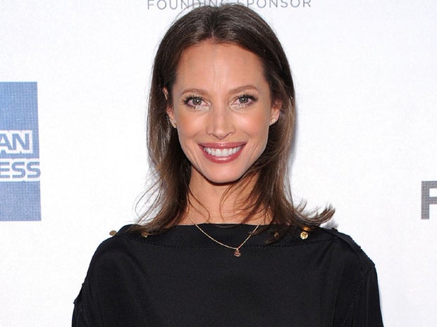 christy-turlington.jpg 