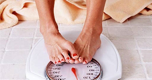 weight-gain-in-menopause-why-does-it-happen-and-what-can-you-do