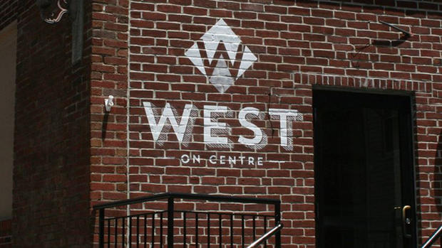 west on centre 