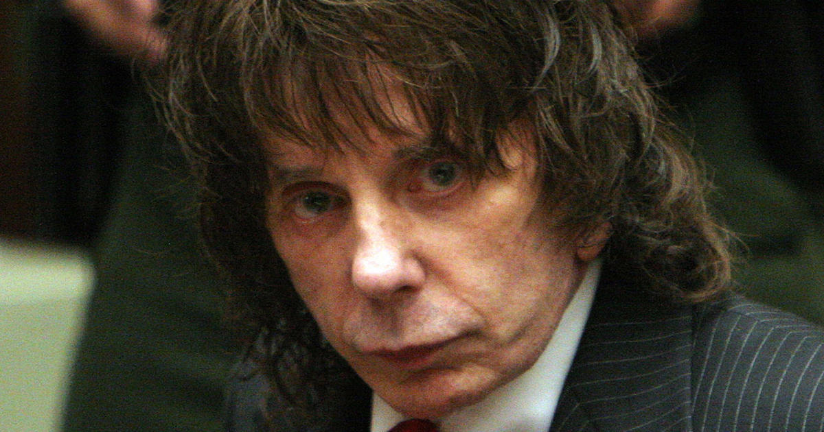 Phil Spector: New photos show age, decline of pop music ...