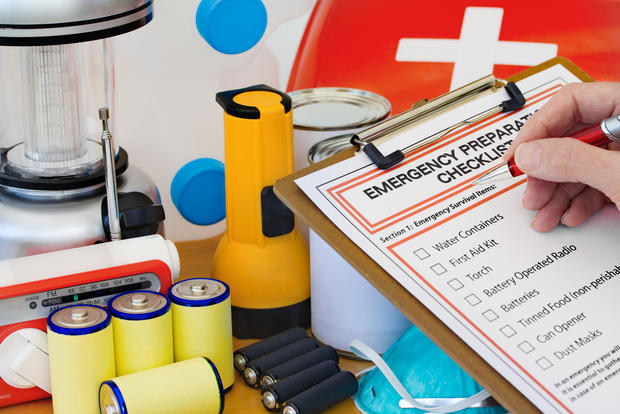 disaster kit prepare emergency 