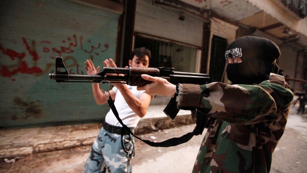 Women on the front lines in Syria 