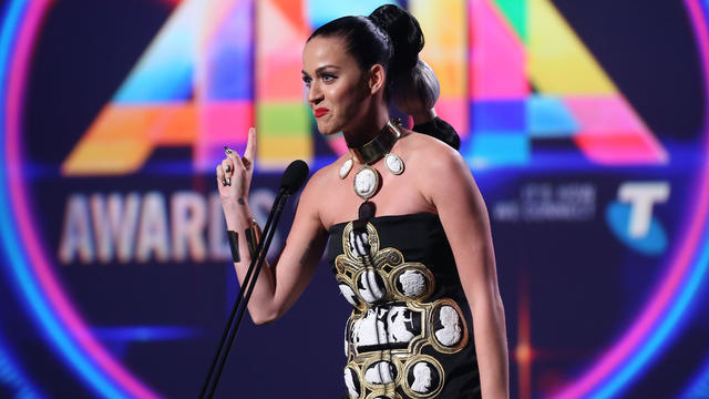 Katy Perry Says Super Bowl Halftime Performance Will Make You Roar Cbs News