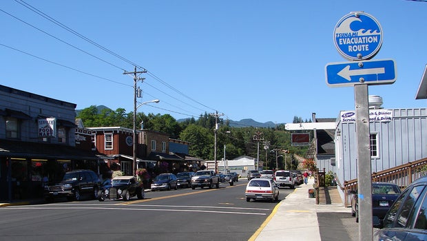 Tsunami poses risk to almost 100,000 on West Coast - CBS News