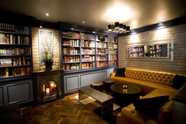 Library-Bar Hollywood Roosevelt Hotel 