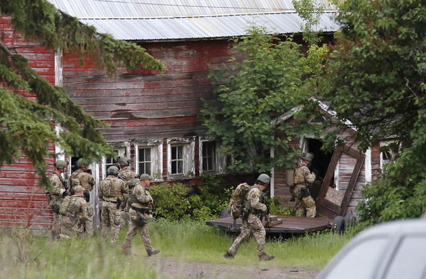 Manhunt ends for escaped NY killers 