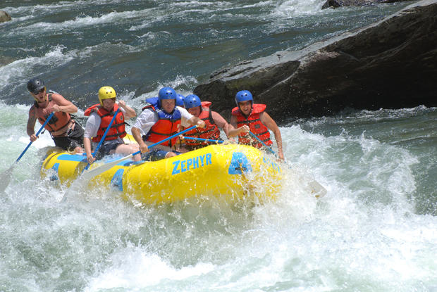 Zephyr Whitewater Rafting) small size 