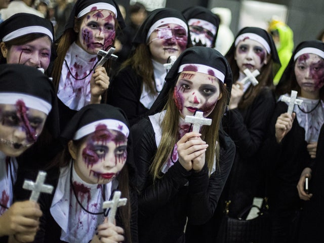 Scary Silly Halloween Costumes 2015 Cbs News