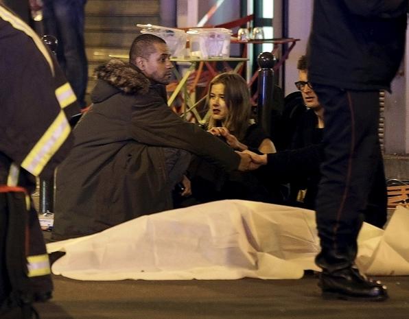 Deadly attacks across Paris 