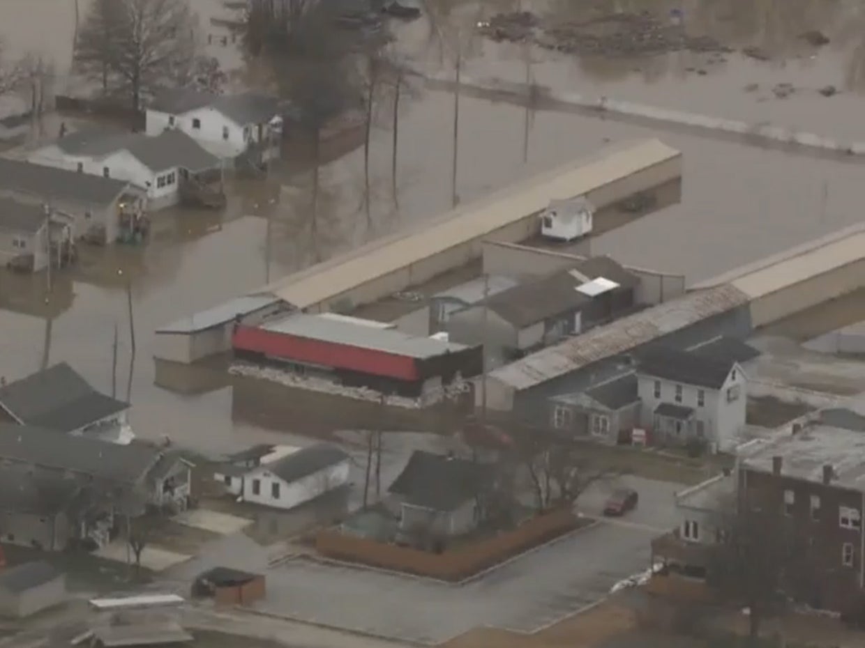 Deadly, rare winter flood slams Missouri CBS News