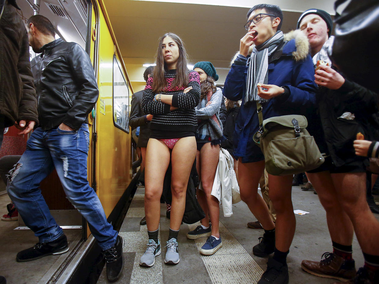 Jerusalem No Pants Subway Ride 2016 Legs Bared Around The World Pictures Cbs News