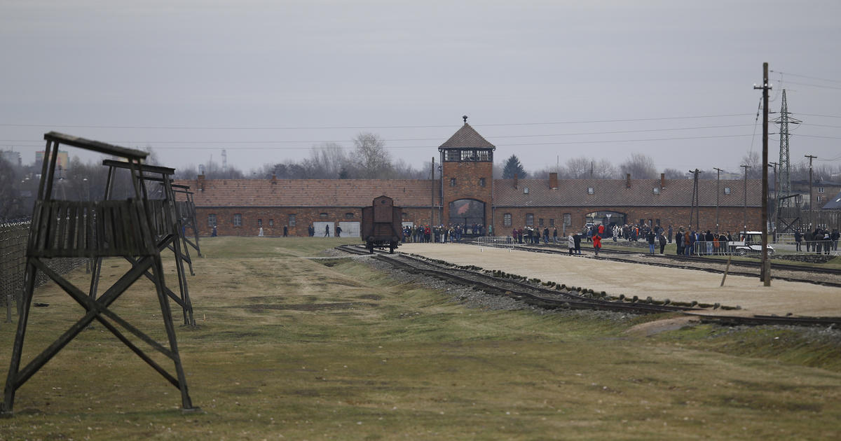 Auschwitz Museum Says No To Pokemon Go Cbs News