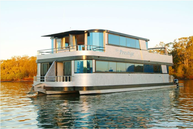 8 Of The World S Most Luxurious Houseboats Cbs News