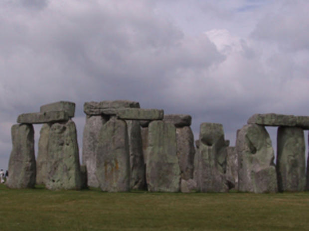 Stonehenge (credit: Randy Yagi) 