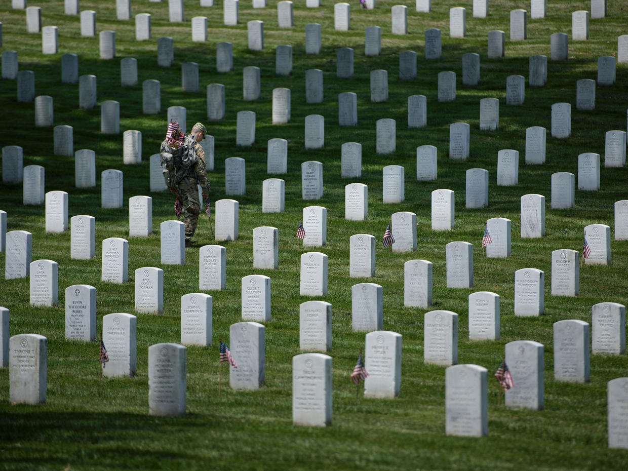 Arlington National Cemetery - Memorial Day 2016: America Honors The ...