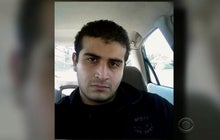 Gun shop owner says employees alerted FBI about Orlando shooter