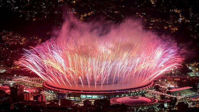 fireworks-rio-stadium-aerial.jpg 