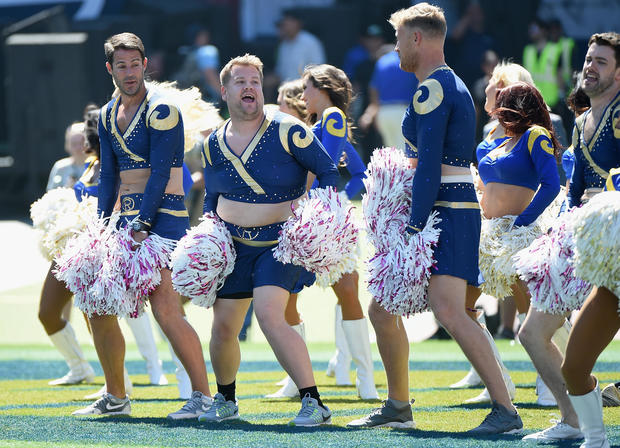 doen NFL spelers hook up cheerleaders