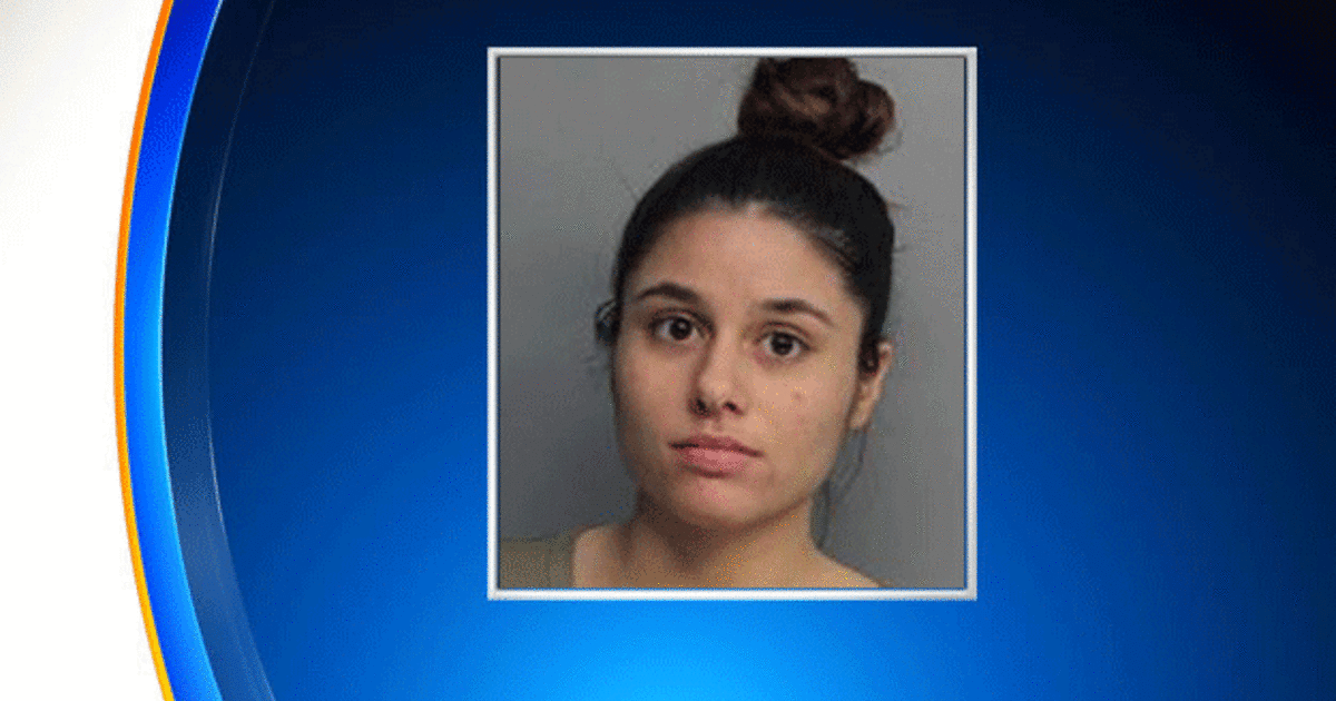 Cops Girlfriend Pours Boiling Water On Florida Football