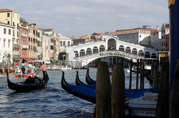 ap-16317455803997-venetians-protest.jpg