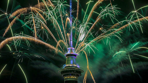 New Zealanders Celebrate New Year's Eve 2016 