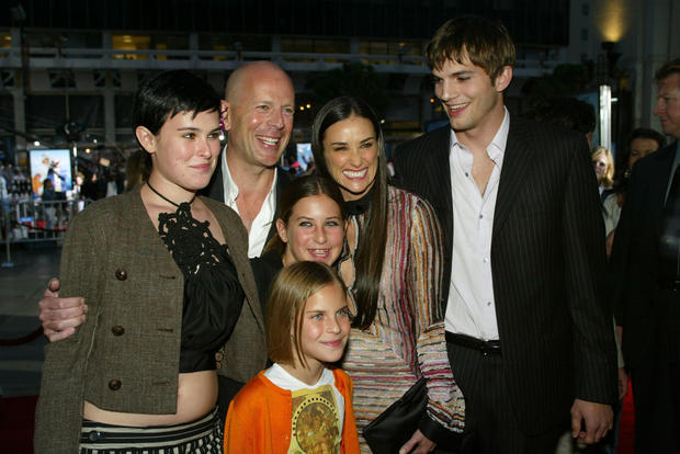 Bruce Willis And Demi Moore With Daughters Celebrity Kids On The Red Carpet Cbs News