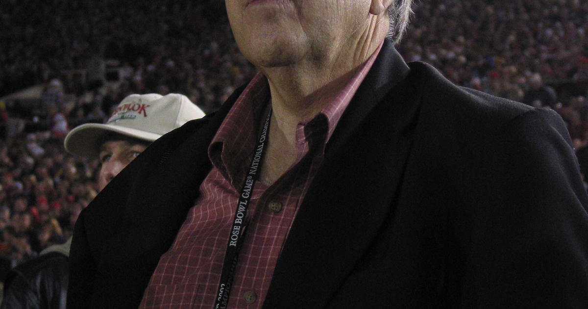 Brent Musburger Is Retiring From Sportscasting At Age 77 Cbs Chicago