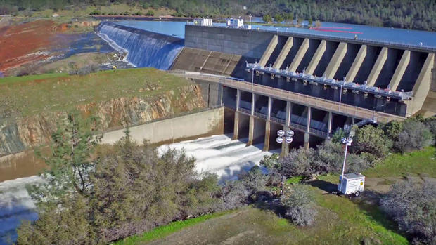 Oroville Dam and Spillway with Auxiliary Spillway in Background 