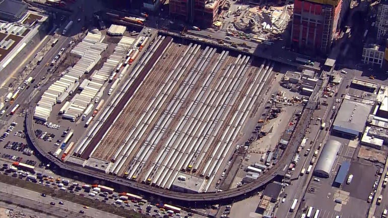 ot-bloombergr-hudsonyards.jpg