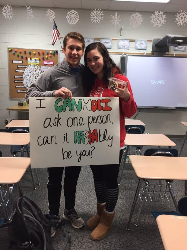 sonia-wrobel-this-great-promposal-stole-a-pizza-my-heart-prom-with-this-weirdough.jpg 
