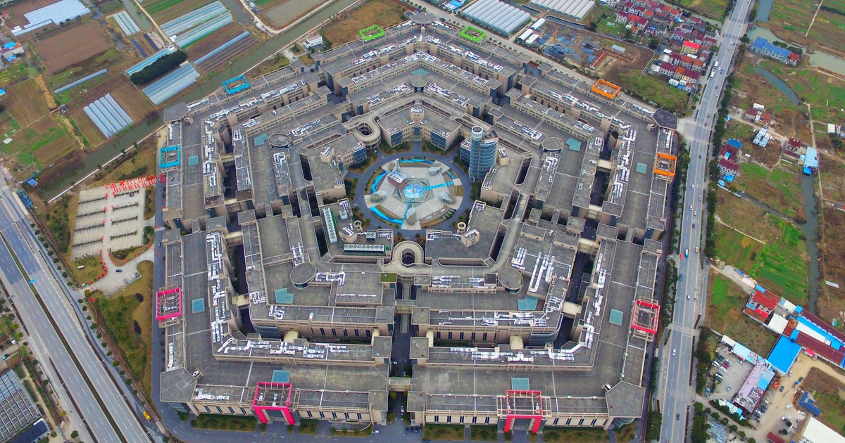 The Pentagon Replica Chinese Mall Life Seen From Inside Cbs News