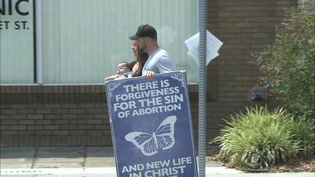 170724-en-werner-abortion-kentucky-02.jpg
