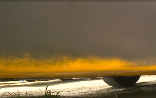 ford-gt40-yellow-splotch.jpg