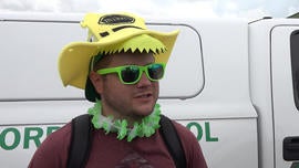 dahler-border-agents-aircut4.jpg
