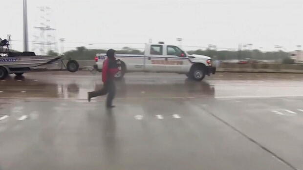 ctm-0828-khou-brandi-smith-houston-flood.jpg
