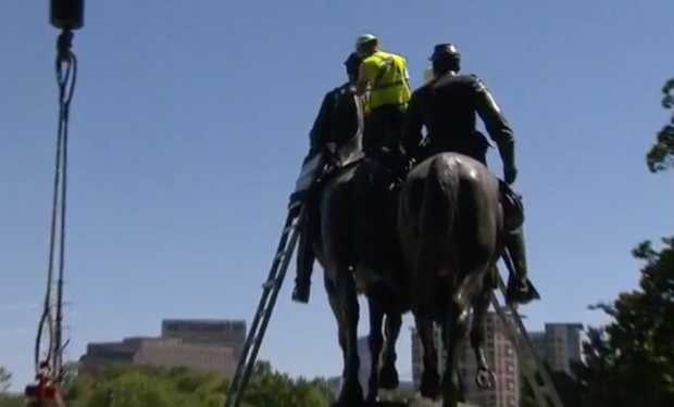 Robert E. Lee statue removal 