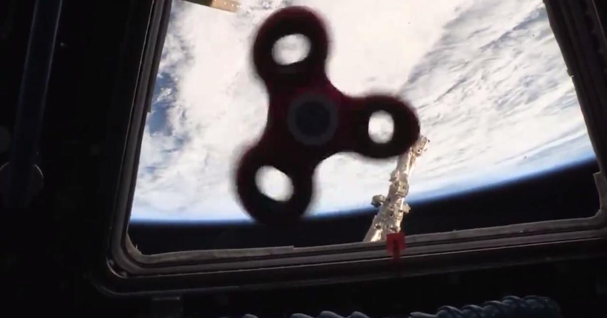 floating fidget spinner