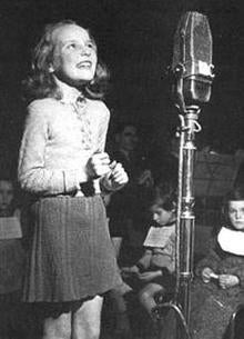petula-clark-bbc-radio-1942.jpg