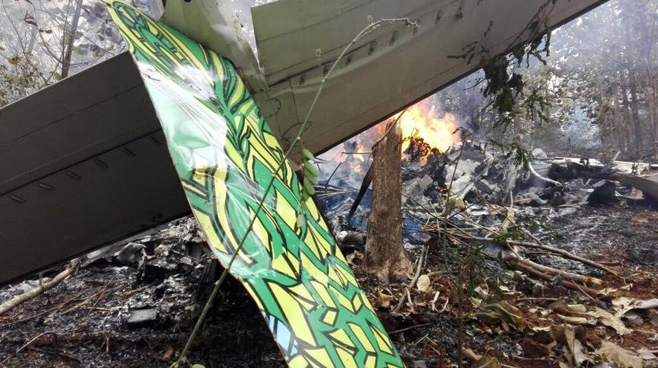 Costa Rica plane crash leaves 10 U.S. citizens, 2 local residents dead, officials say CBS News