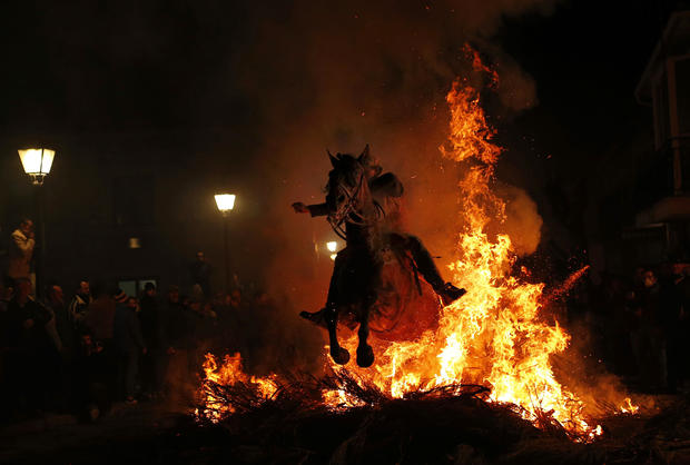 Spain Fiery Horses Photo Gallery 