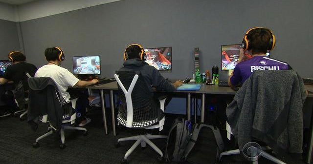 Video Gaming Gone Professional With Esports Cbs News