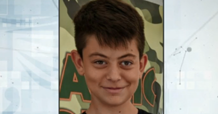 dating signs he's into you