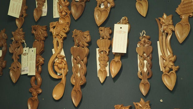 welsh-lovespoons-display-cardiff-620.jpg