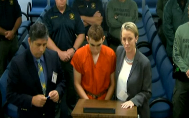 nikolas-cruz-in-court.png 