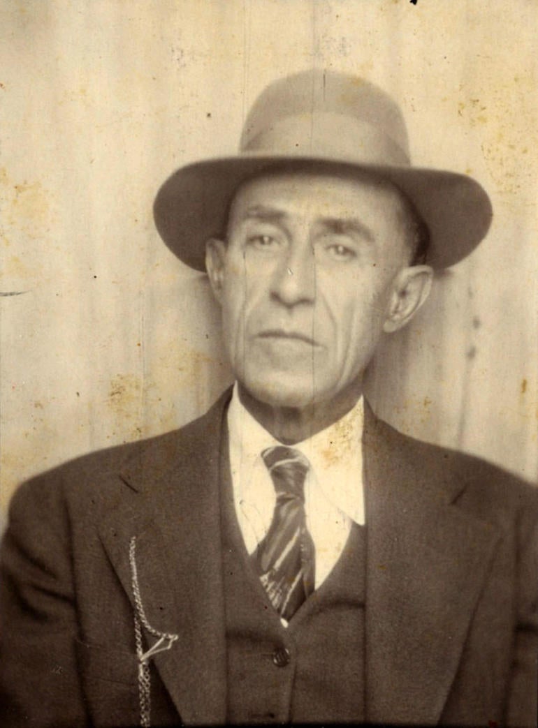 ot-monumentsb-wynton-greatuncle.jpg