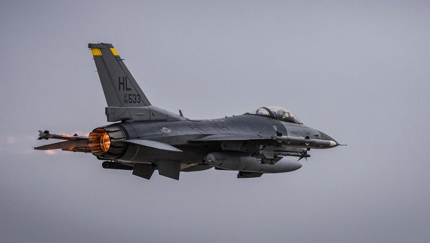 1 dead after Air Force jet crashes; third military crash this week 1 dead after Air Force jet crashes; third military crash this week