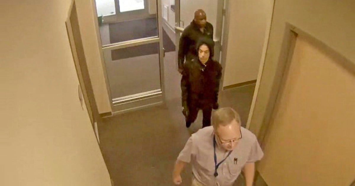 Video shows Prince at doctor's office day before his