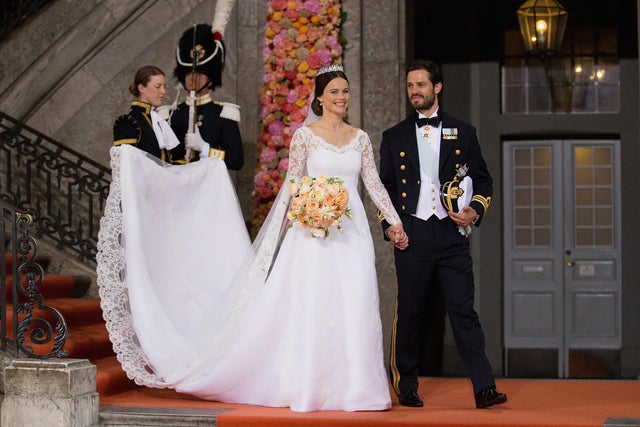 Royal Wedding Gowns Pictures Cbs News