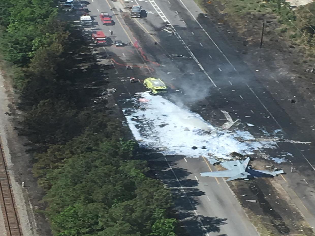 Savannah plane crash Air National Guard C130 plane crashes on road